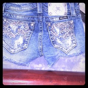 Miss Me Signature Shorts 26